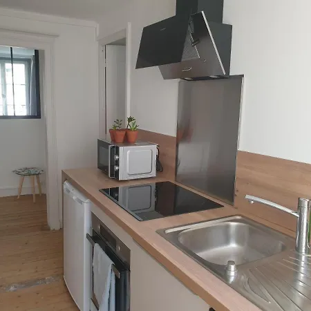 Cosy Face A La Mayenne Лаваль